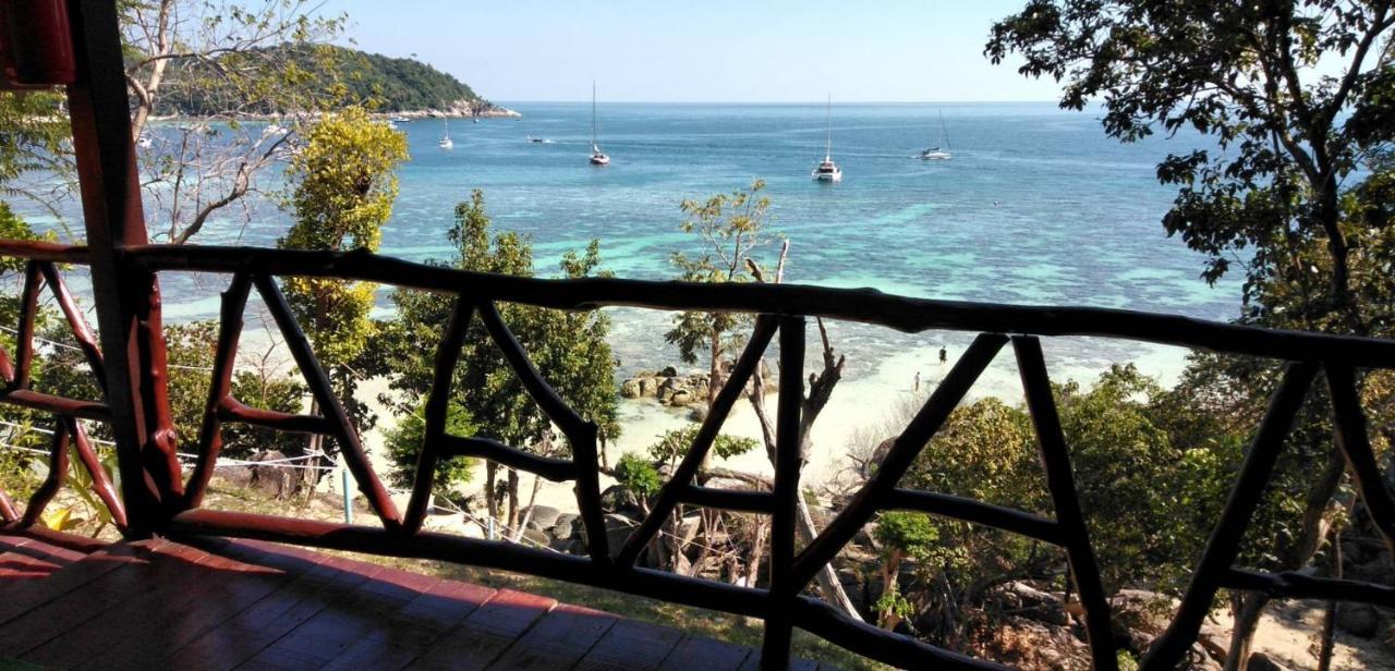 Daya Hill Seaview Hotel Koh Lipe Exterior photo