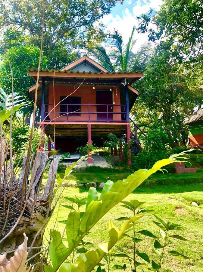 Daya Hill Seaview Hotel Koh Lipe Exterior photo